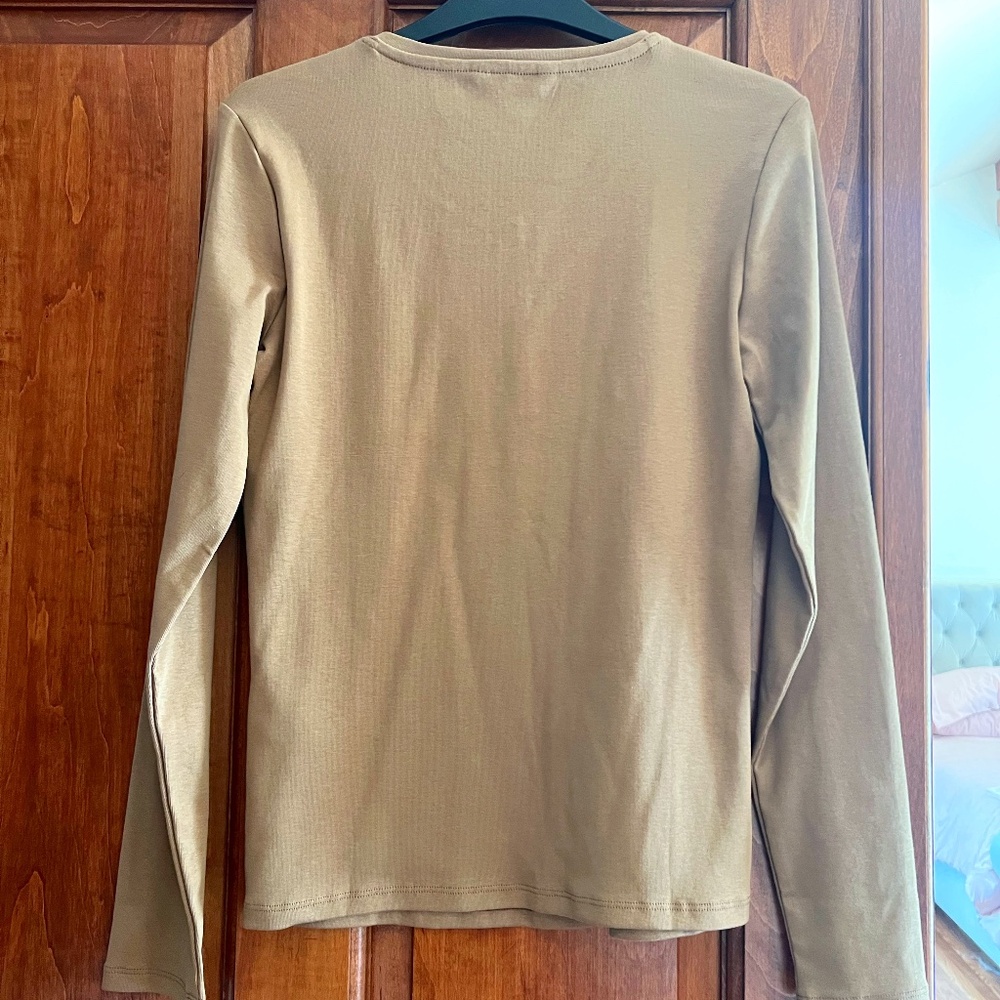 Banana Republic Long Sleeve henley